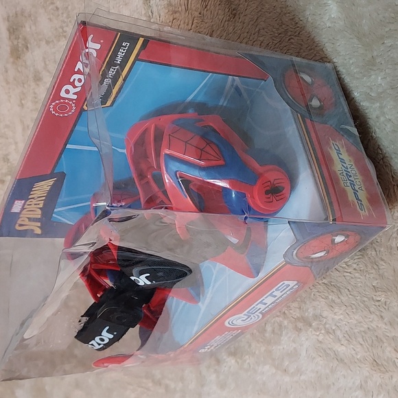 Kids Razor Spider-Man Jetts Heel Wheels Ages 8+ - Picture 7 of 10